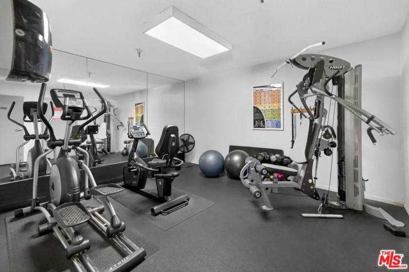 8530 Holloway Drive #303 photo 17
