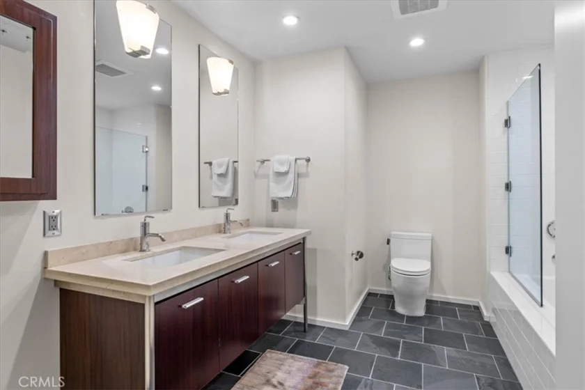 1155 S Grand #426 photo 25
