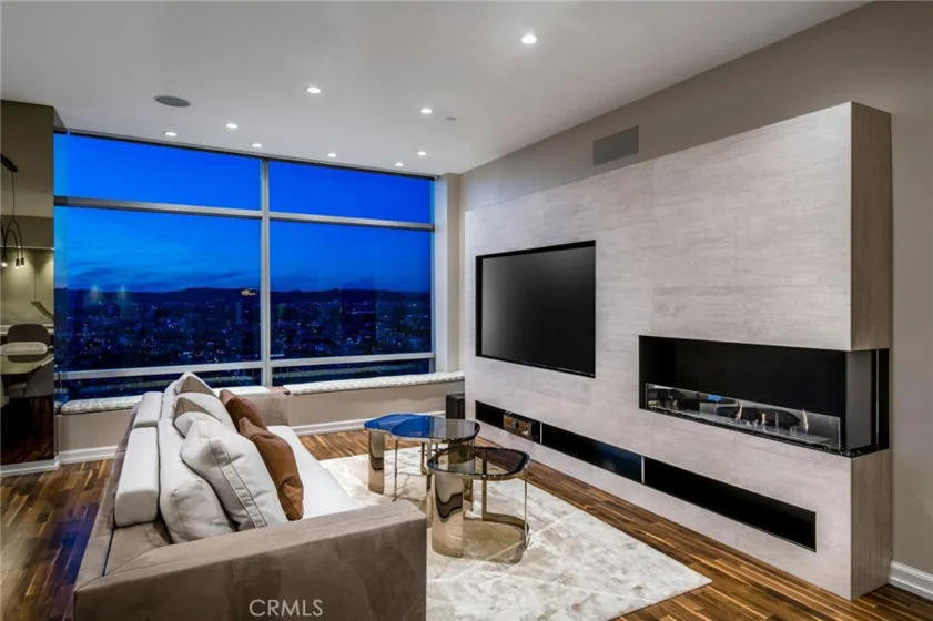 900 W Olympic Boulevard #38D photo 3