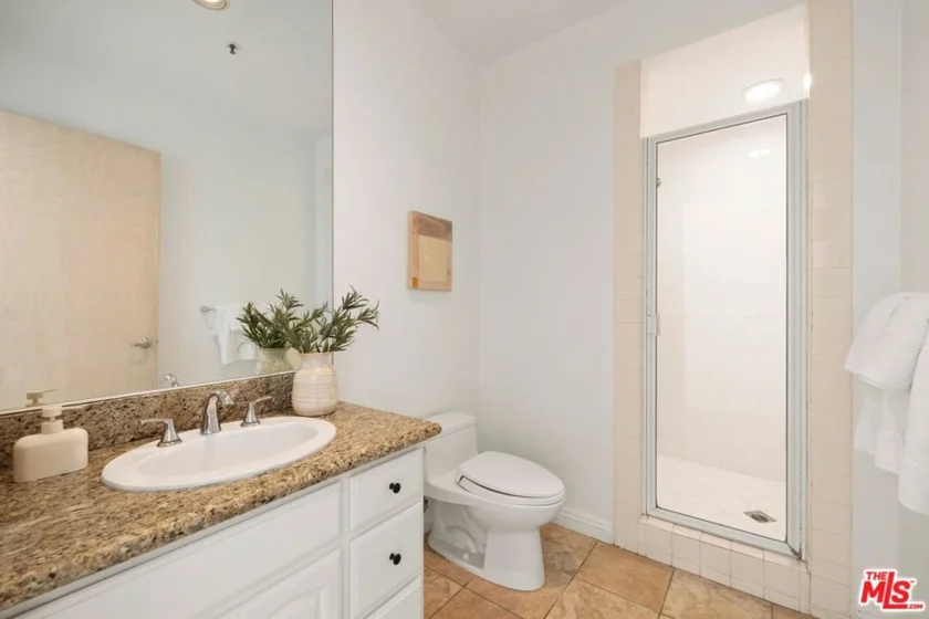 2222 Neilson Way #102 photo 14