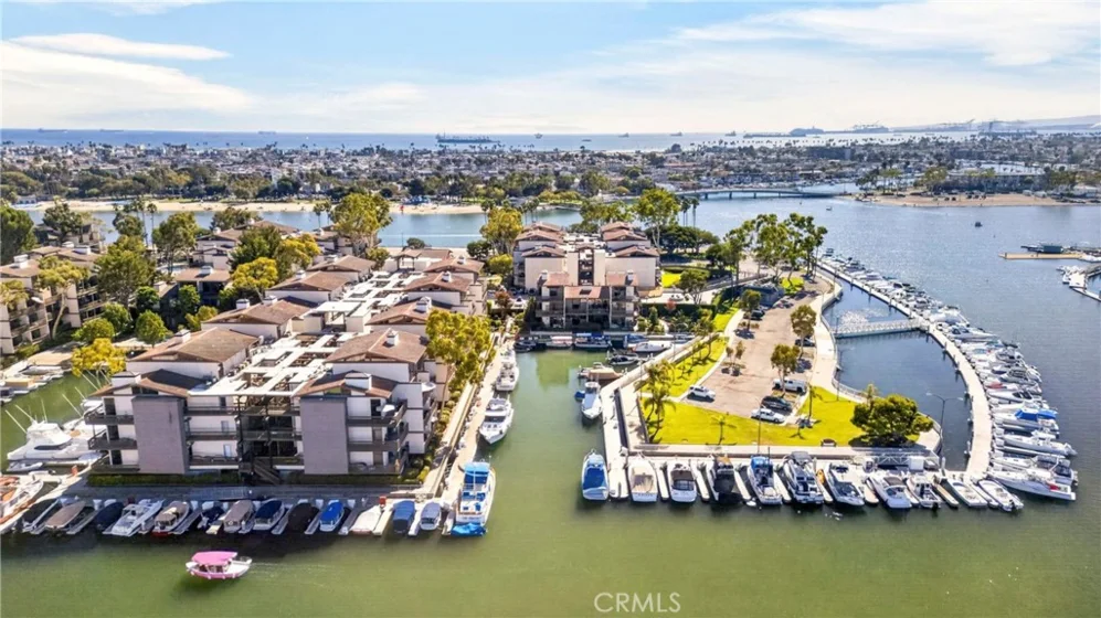 6229 N Marina Pacifica photo 29