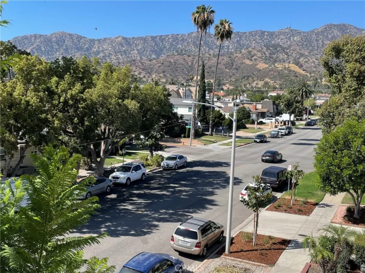 626 E Orange Grove Avenue #301 photo 20