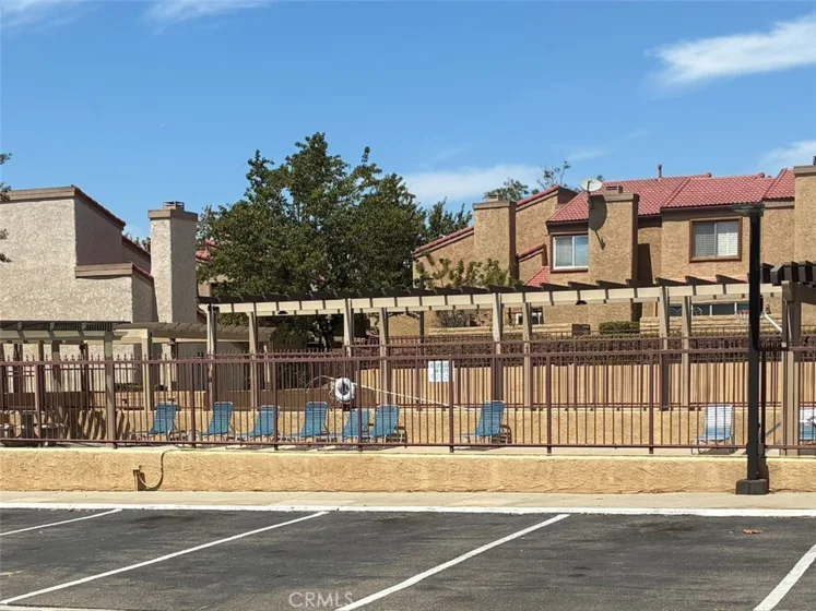1402 Vista Grande photo 5