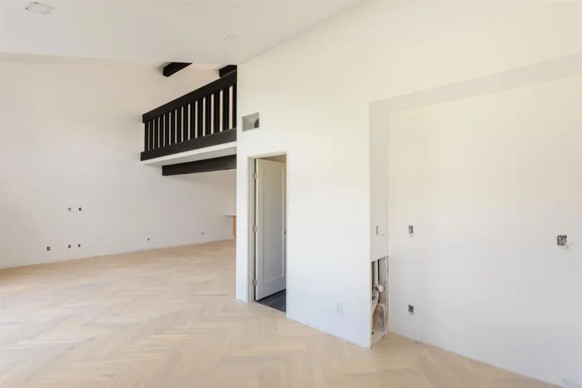 2510 Navarra Drive #524 photo 12