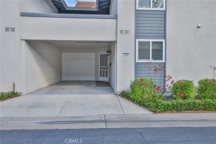10406 Carlyle Court photo 1