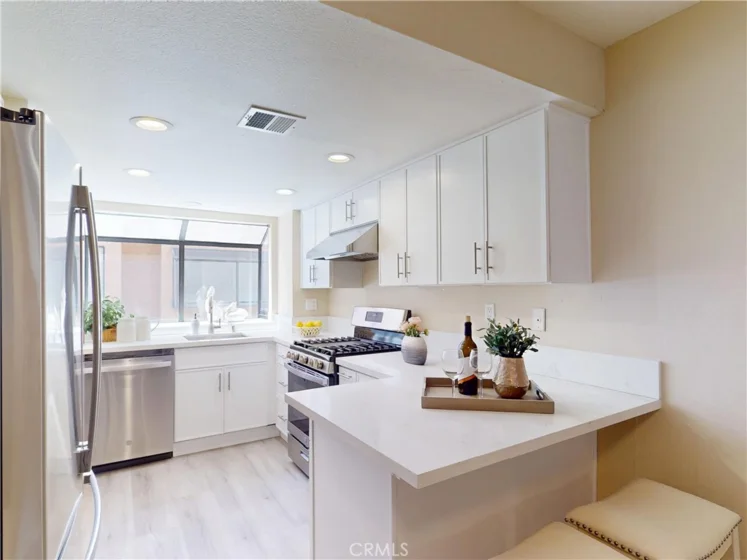 105 S Marguerita Avenue #C photo 12