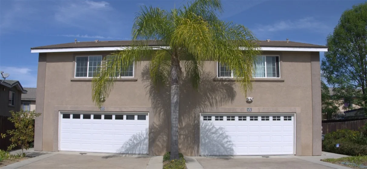 453 Calle Elegante photo 1