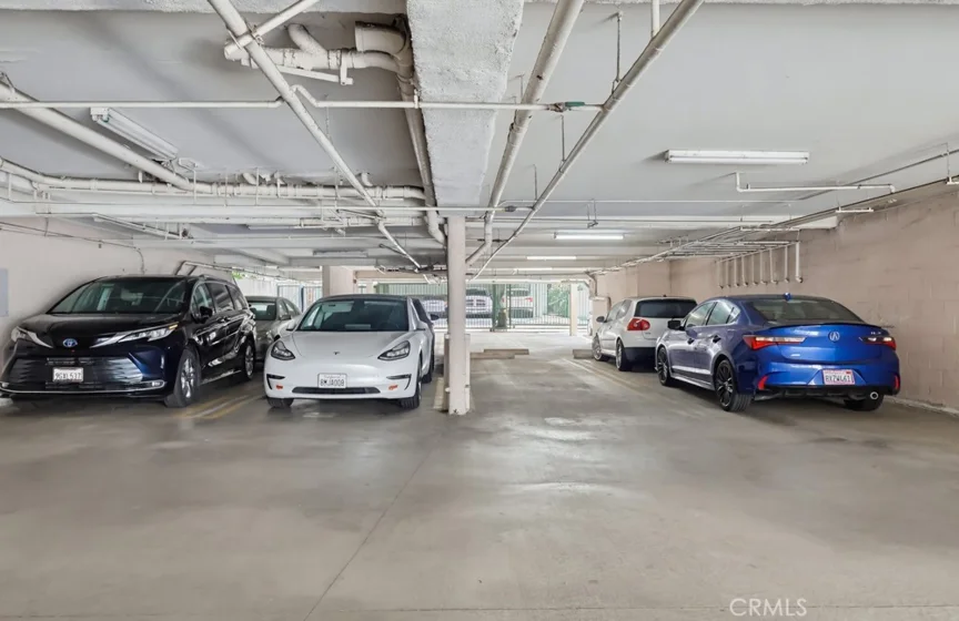 1538 Stoner Avenue #303 photo 45