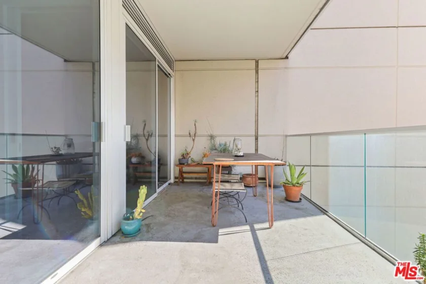 6250 Hollywood Boulevard #6L photo 22