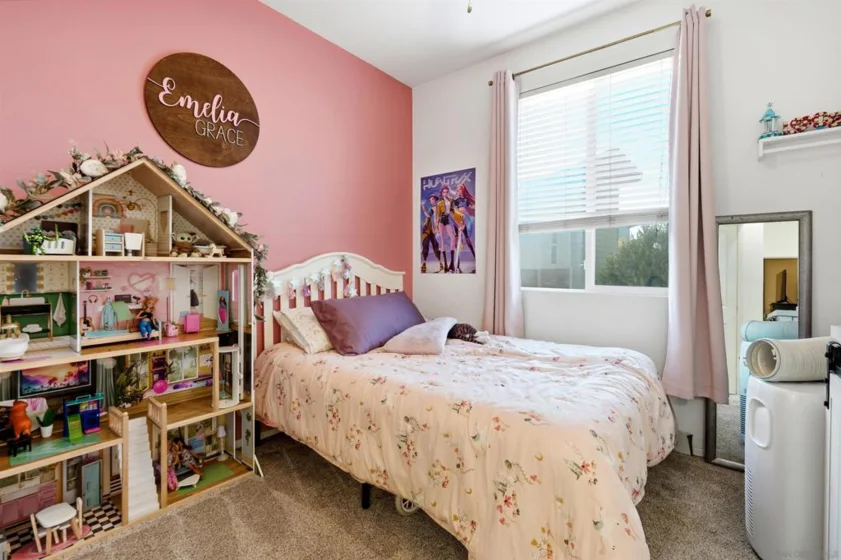 325 Royal Gln #608 photo 17