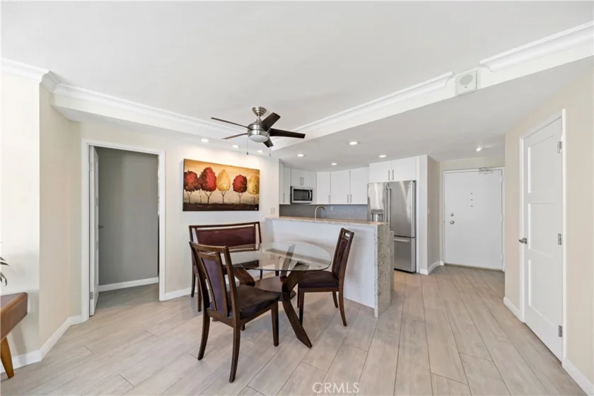 700 E Ocean Boulevard #3003 photo 6