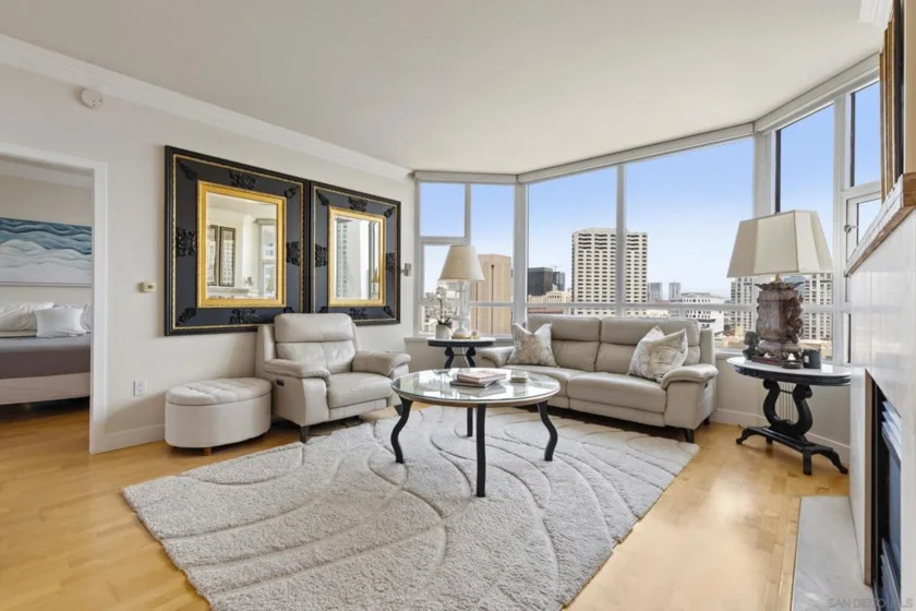 700 W Harbor Drive #1502 photo 2
