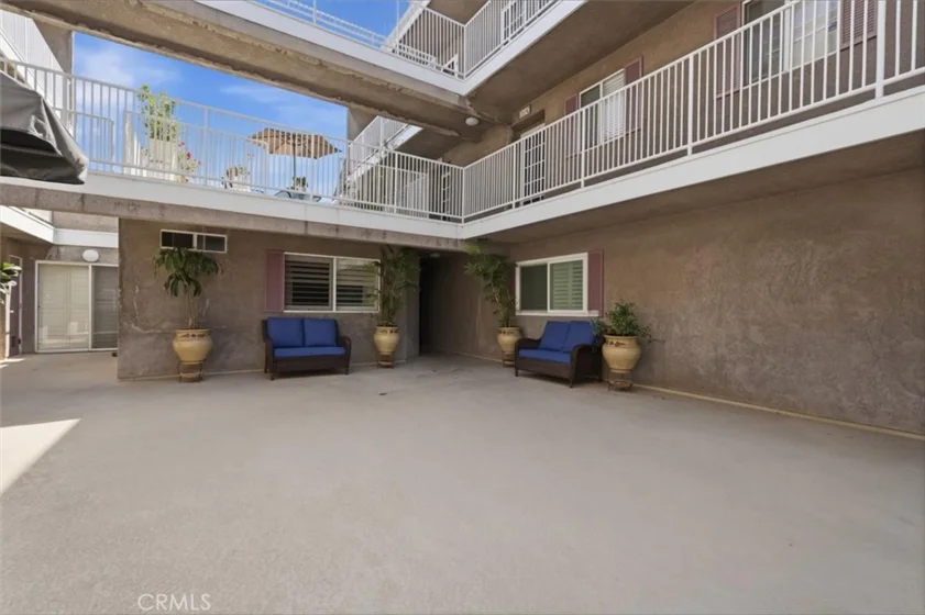 1355 Loma Avenue #310 photo 30