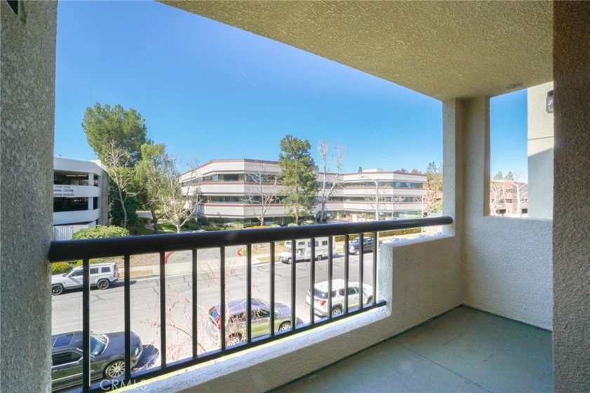 5510 Owensmouth Avenue #209 photo 15