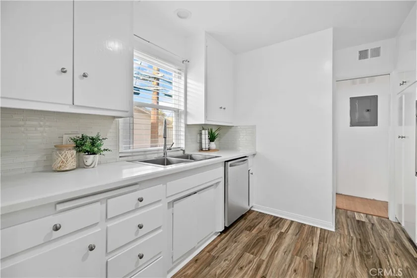 1227 E 1st #2F photo 14