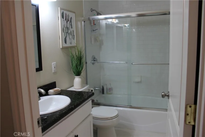 1720 Newport Avenue #5 photo 5