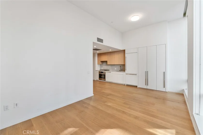 877 Francisco Street #805 photo 3