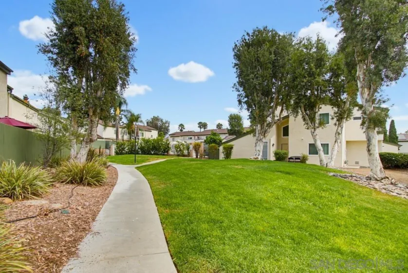 7200 Melody Lane #2 photo 34