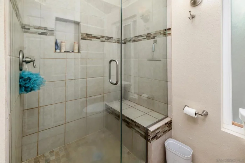 2544 Navarra Drive #4 photo 21