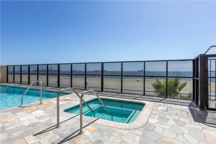 1750 E Ocean #501 photo 38