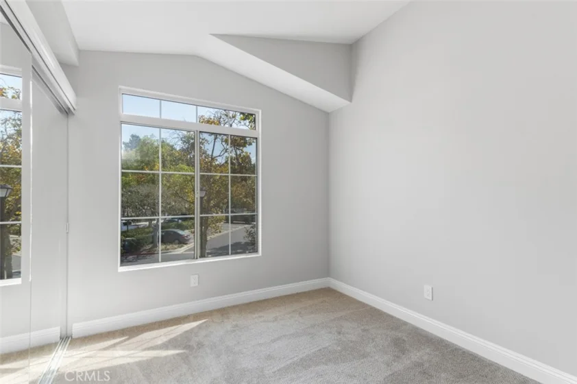 16 Chaumont Circle photo 19