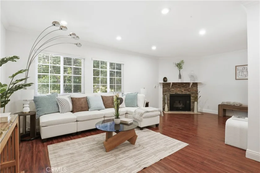 4189 Vineland Avenue #111 photo 3