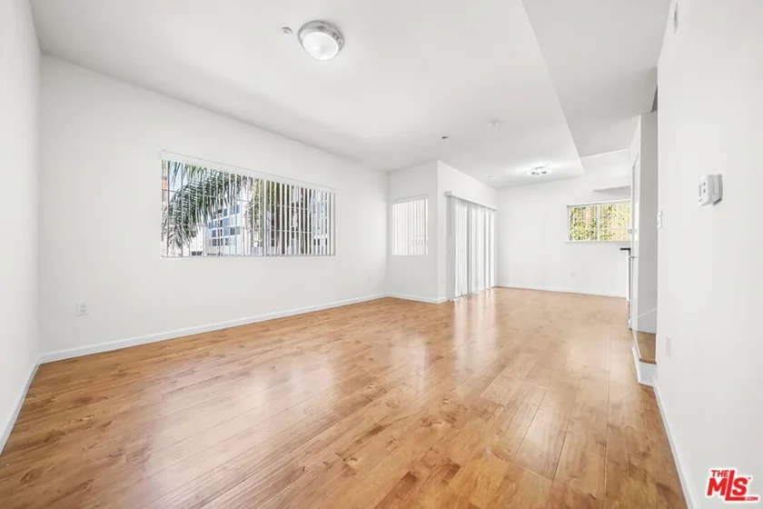 2864 Sunset Place #201 photo 36