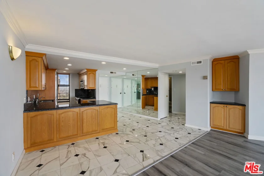4314 Marina City Drive #1118 photo 10