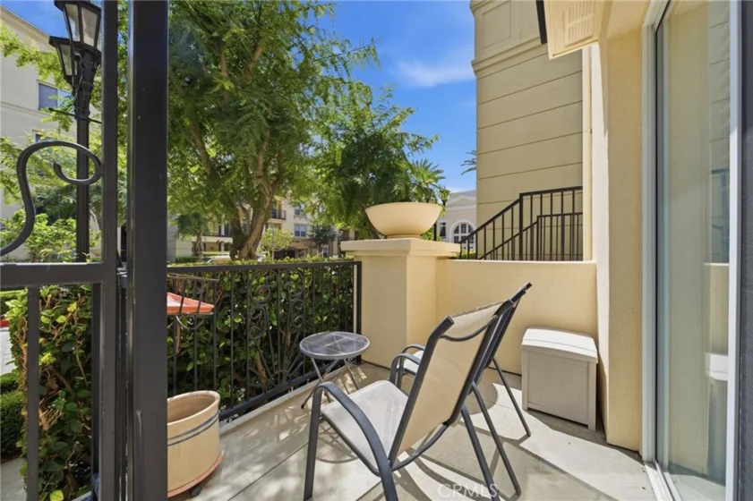 3273 Watermarke Place photo 40