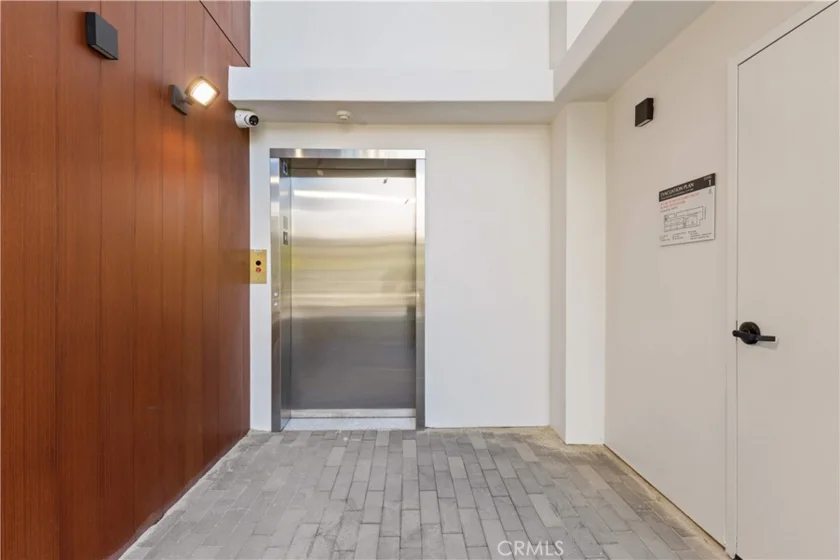 176 N Catalina Avenue #404 photo 9