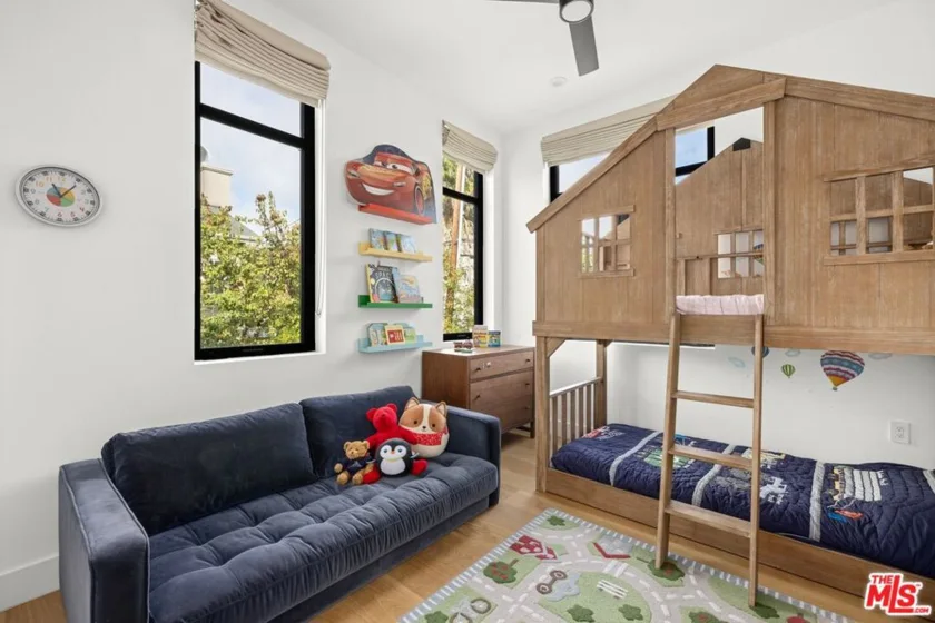 1037 21st Street photo 13