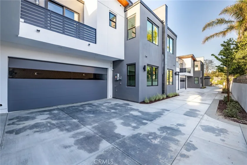 1649 N Lake Avenue #1 photo 13