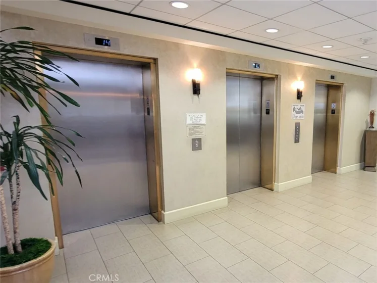 1310 E Ocean #905 photo 9