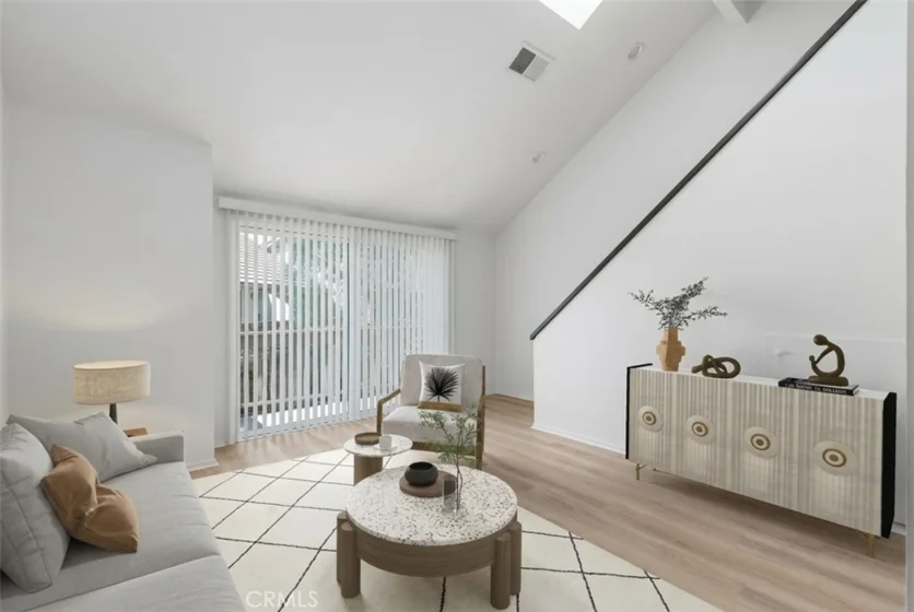 89 Lemon Grove photo 7