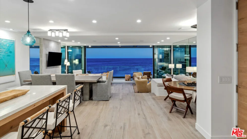 22822 Pacific Coast Highway photo 17
