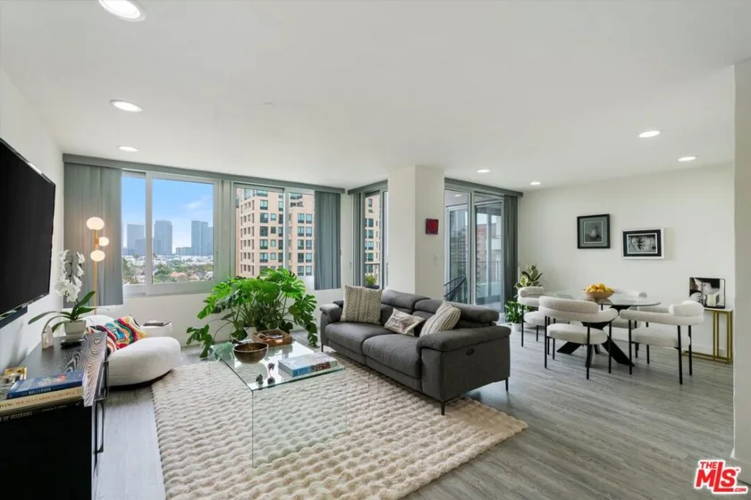 10501 Wilshire Boulevard #1109 photo 1