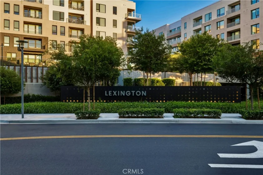 4505 Rivington photo 55