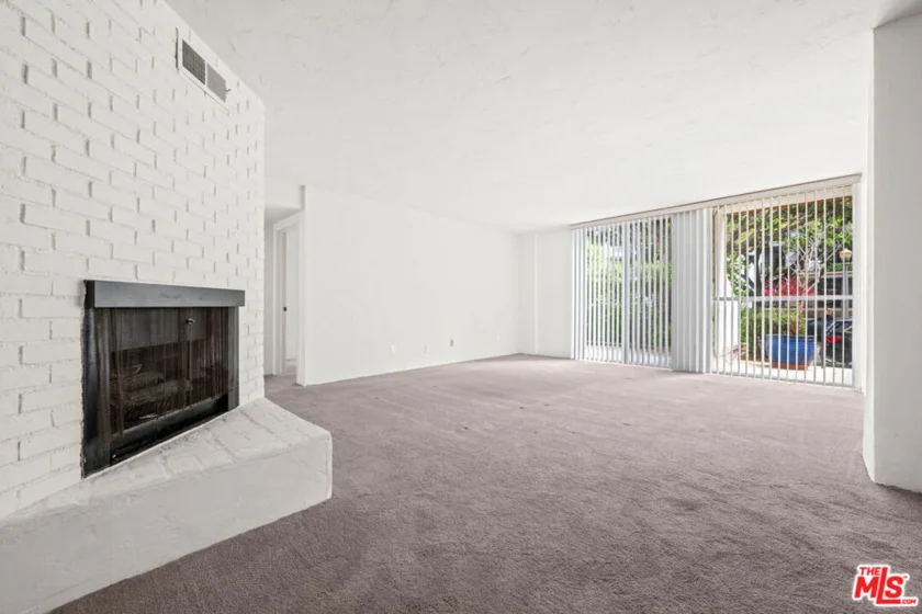 826 2nd Street #101 photo 4
