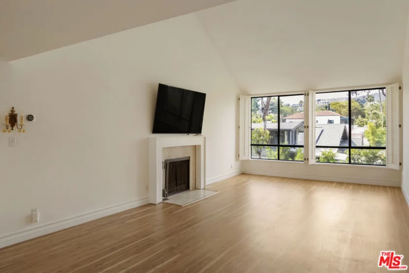 1900 Vine Street #403 photo 35