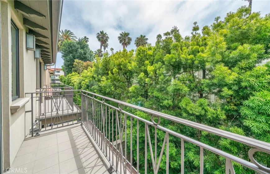 823 S Bundy Drive #110 photo 26