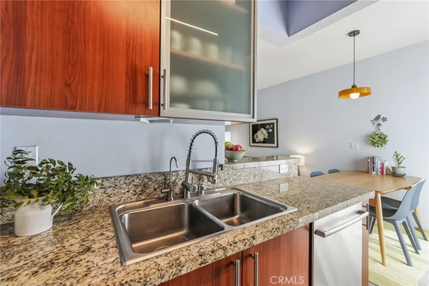 620 S Gramercy Place #211 photo 45