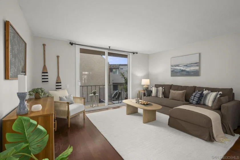 4477 Mentone Street ##211 photo 8