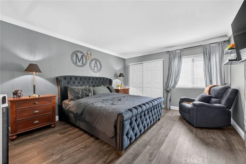 1725 Melrose #28 photo 9