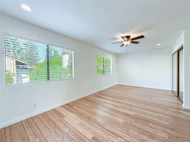 21900 Marylee #279 photo 26