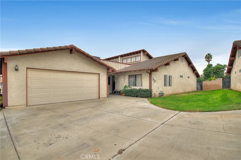 11514 Los Molinos Way photo 1