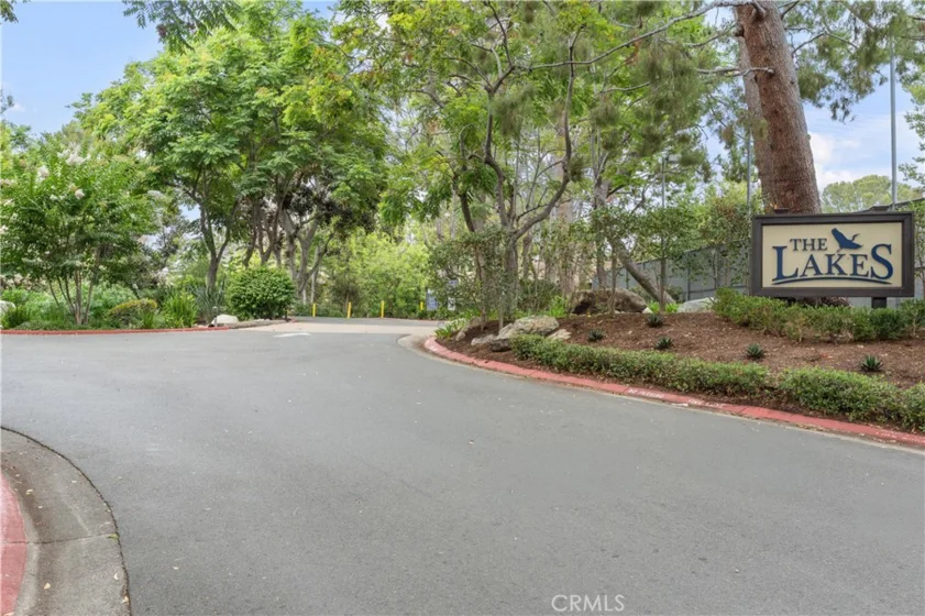 240 Pineview #3A photo 20
