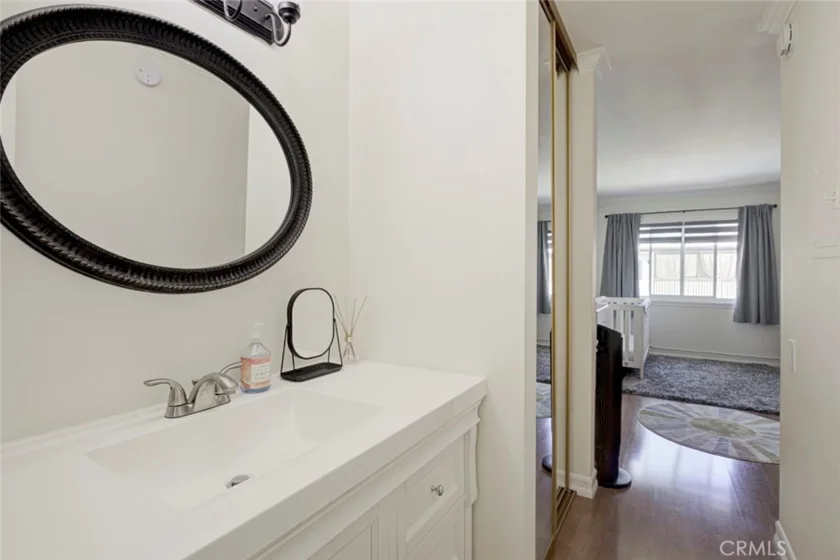 5334 Lindley Avenue #337 photo 40