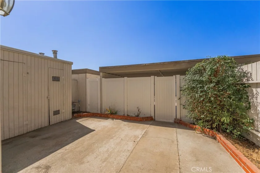 8170 Glengarry photo 23
