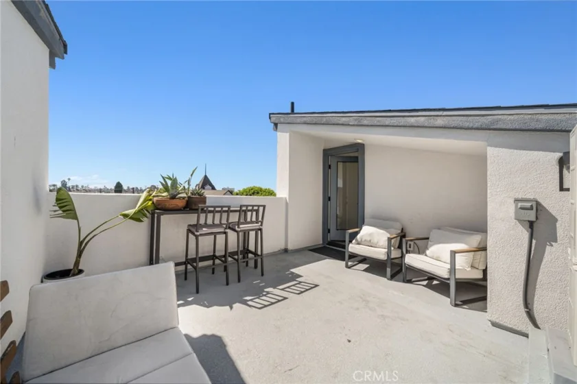 606 Dawson photo 17