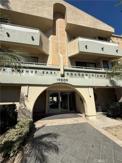 19009 Sherman Way #16 photo 12
